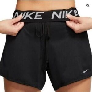 NEW Nike Dri-Fit Attack Training Shorts (With Pockets) Size: XS